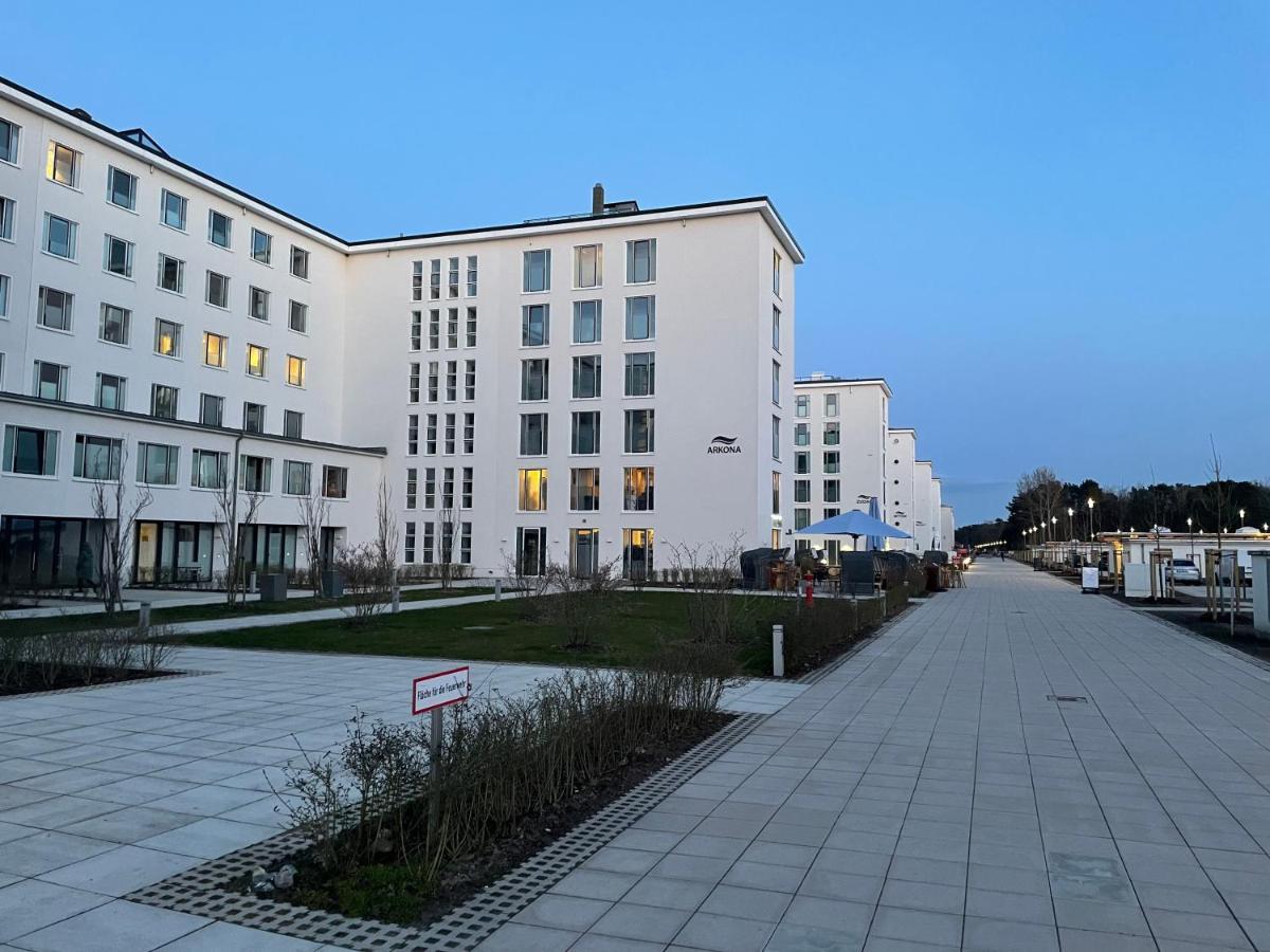 Bruchbude Mit Meerblick Binz Esterno foto
